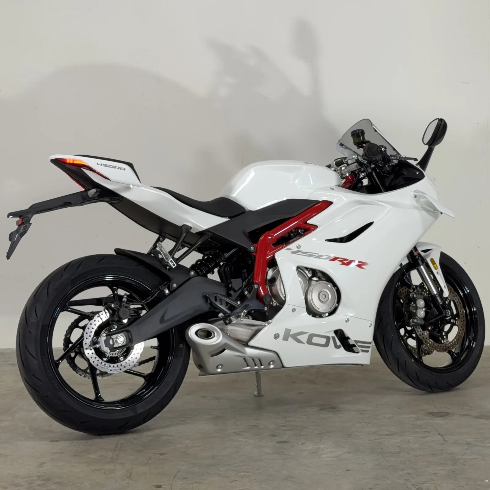 Les nouvelles Kove 350 RR et 450 RR sont chez R16 Moto — photo 3