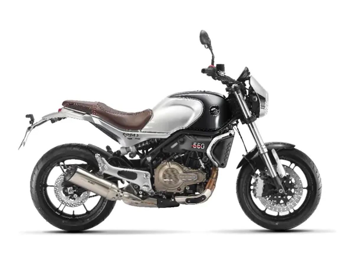 QJ Motor SRV 550 — Custom chez Pôle Moto Quad & SSV à Champniers